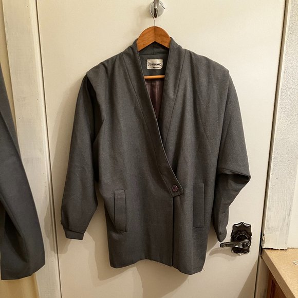 GLENSPORT size 3 grey pant suit - Picture 2 of 14